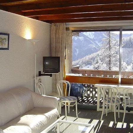 Godille Immobilier 호텔 2*