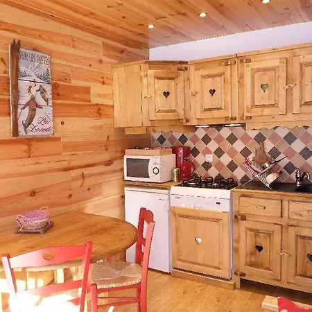 Godille Immobilier 2* Uvernet-Fours